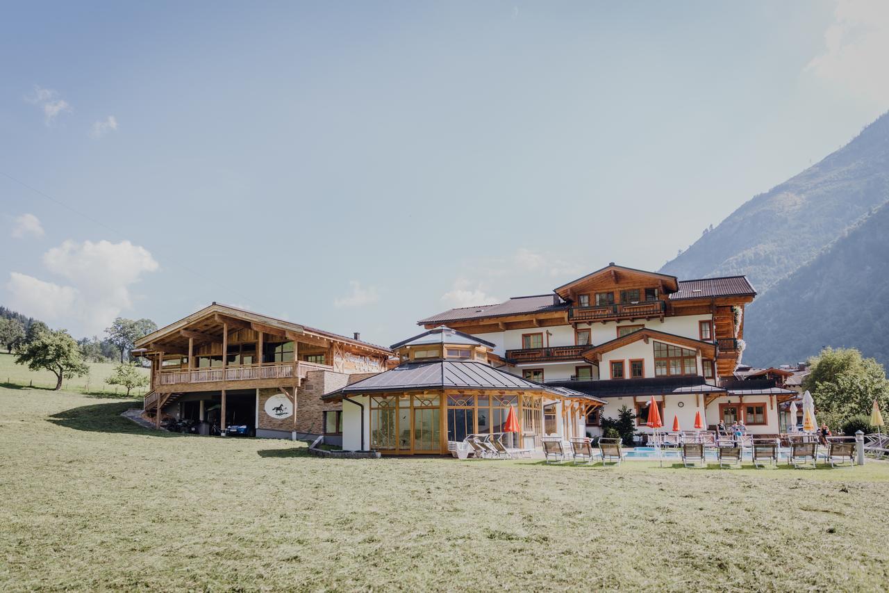 Feriendorf Ponyhof Fusch an der Grossglocknerstrasse Buitenkant foto